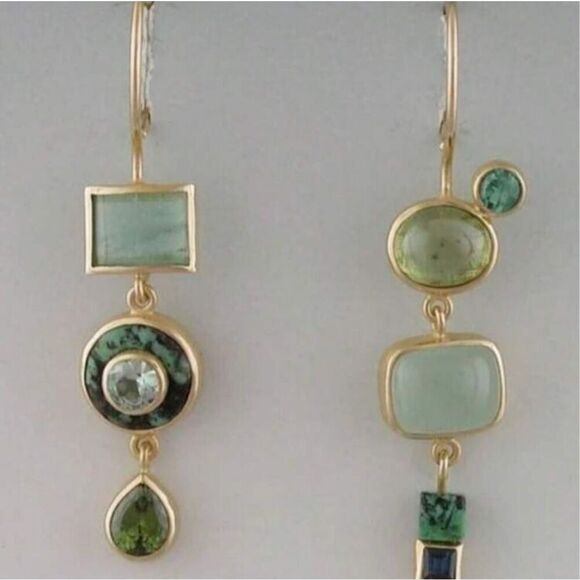Green Modern Earrings - Picture 2 of 4